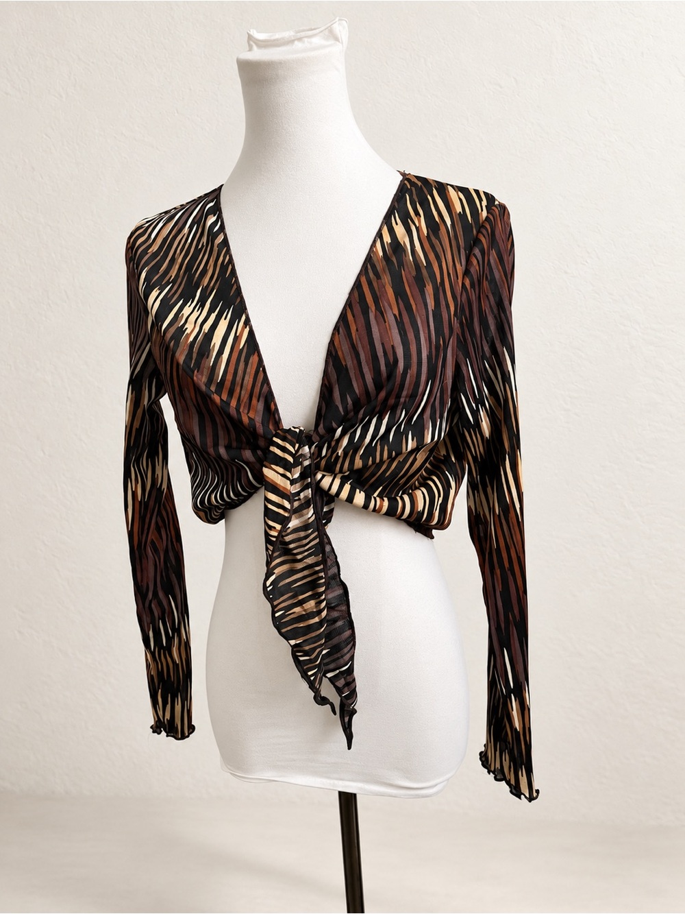 Vintage Y2K Animal Print Mesh Tie-Front Crop Top M